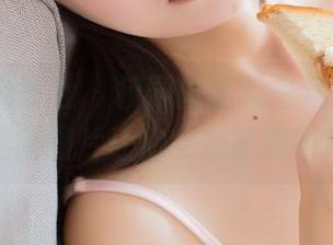BoLoli菠萝社 – 校园体操服暗藏玄机，王语纯最新图片让你意想不到的惊喜！
