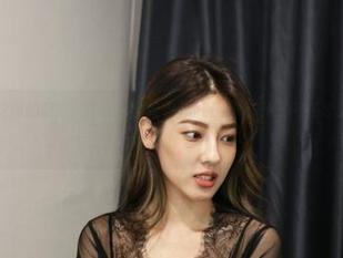 从图库到作品之间的微妙：G.su(全智秀)的LEEHEEEXPRESS-LEBE好像在诉说什么…