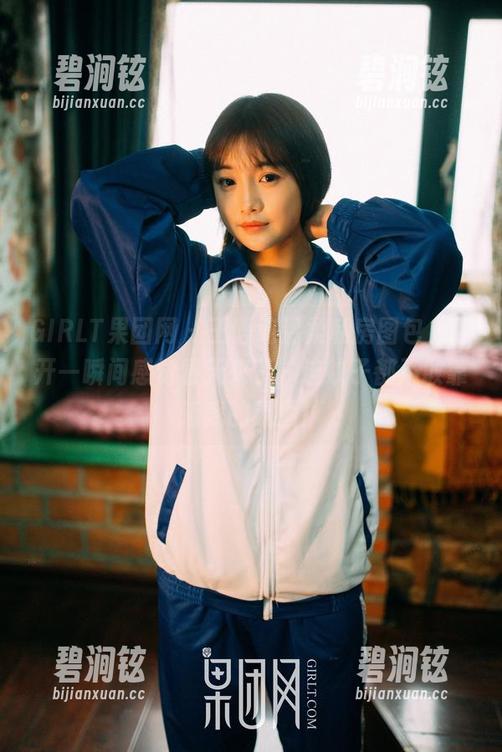 GIRLT果团网 - 王语纯温柔私房图包，翻开一瞬间感觉春天来了，连蚊子都不敢靠近我的氛围！