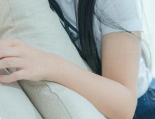 GIRLT果团网 – 更新啦！陈雅漫的温柔图包，谁能拒绝这种悄悄流淌的美？