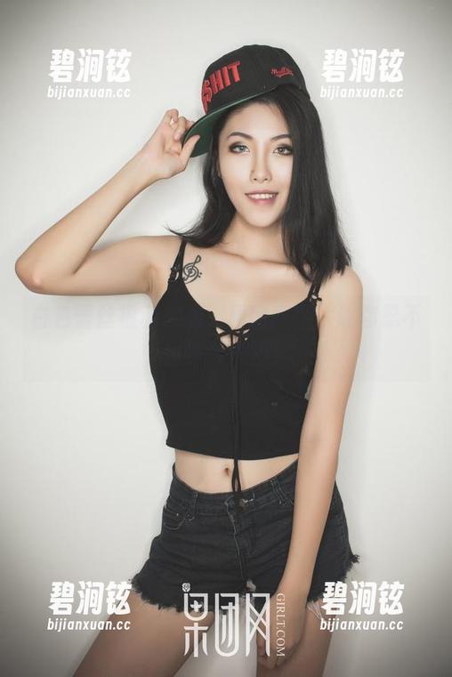 白色蕾丝福利来袭，果团网图片让你忍不住多看几眼！