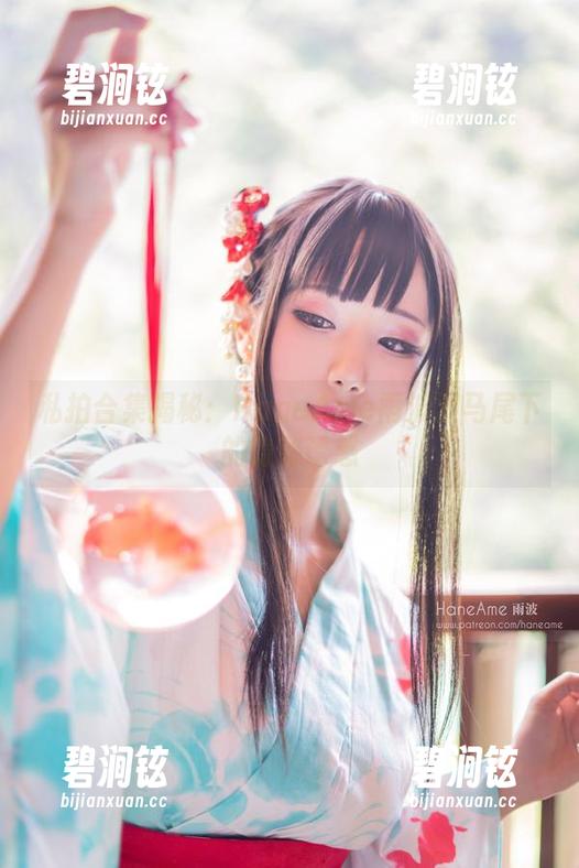 私拍合集揭秘：HaneAme雨波双马尾下的隐秘诱惑