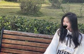 微密圈 – 看看July芝岚的写真，御姐风范真的是无处不在！