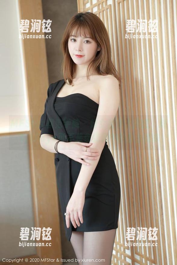 MFStar模范学院 - 修女图集大揭密，刘飞儿Faye可不是你想象中的那么简单