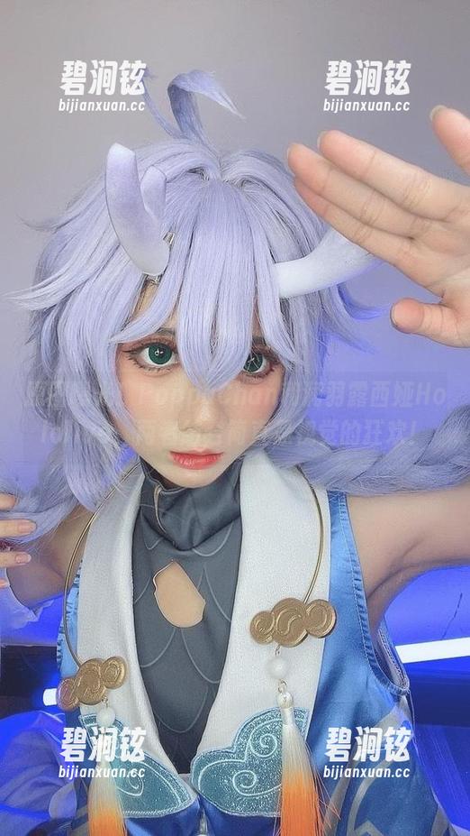 原图曝光！PoppaChan和润羽露西娅Hololive，两者结合简直是视觉的狂欢！