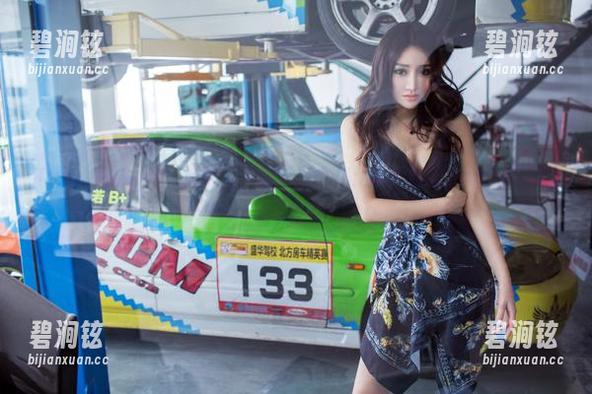TuiGirl推女郎 - 赵惟依全新天台合集：要下载吗？你可能会搬到天台住！