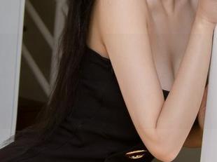UGirls尤果网 – 信悦儿的体操服写真，原图散发出的那种感觉，图册里藏着更多故事哦。