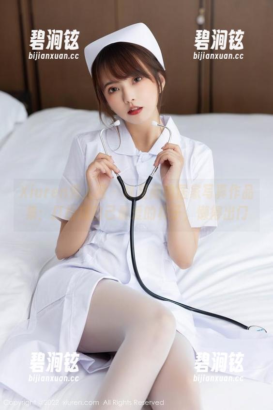 Xiuren秀人网 - 林星阑的居家写真作品集：打扮成自己最爱的样子，懒得出门