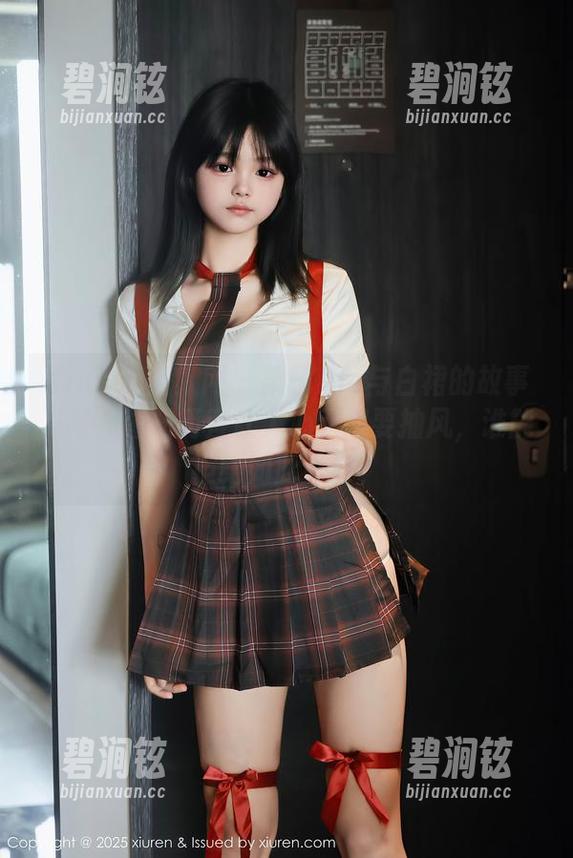 Xiuren秀人网 - 栗子Riz与白裙的故事，写真图册简直让人心动得要抽风，谁能拒绝如此美好？