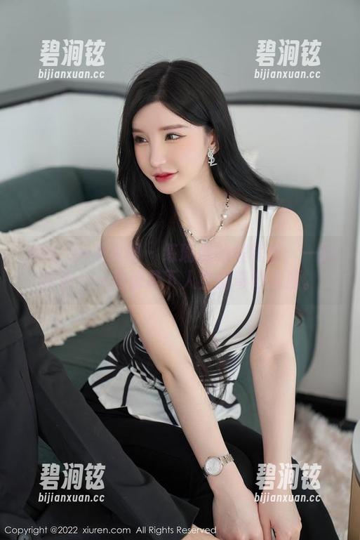 Xiuren秀人网 - 练瑜伽的程程程：一边拉伸，一边记录下人生的奇妙资源。