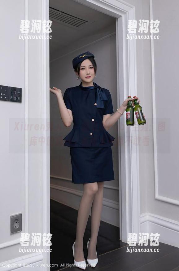Xiuren秀人网 - 赵可欣baby空姐：图库中的精选，画面太美我不敢看