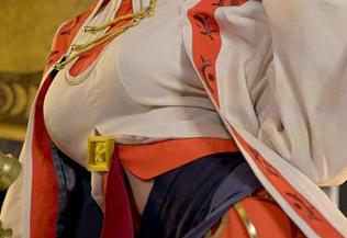 图集在线：ZinieQ女神异闻录5高卷杏圣诞版，真是个让人尖叫的灵魂画手！