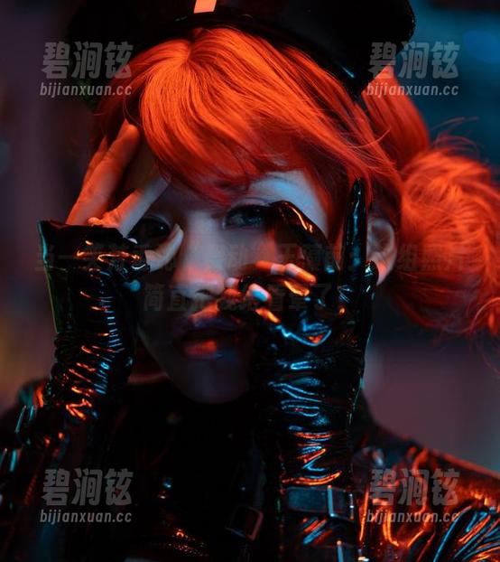 一笑芳香沁 当一笑芳香沁“舞动”玉藻前:这组照片简直把我给看晕了!
