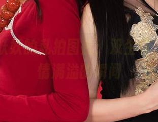 丽柜 – 妖妖的私拍图片：双生花，虐恋柔情满溢的瞬间