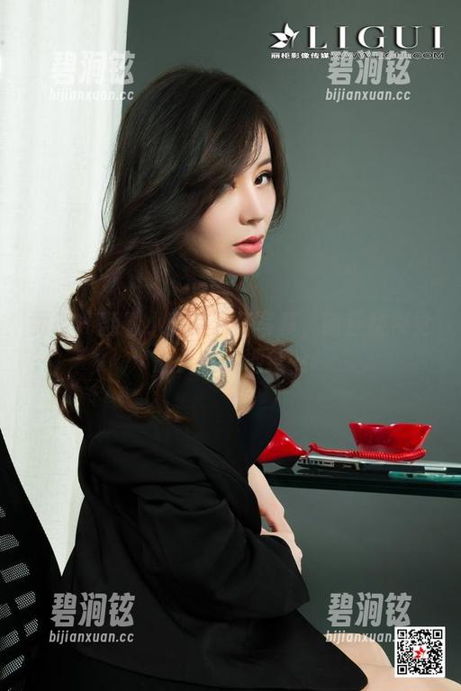 丽柜 - 翻看小爽的天使写真，简直是视觉的天堂和地狱…