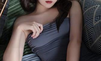 这组‘你夏夏女孩’的作品，让图库里的资源都瞬间亮了，太好看！