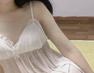 倦倦喵揭秘：JK书包里的图包合集，里面藏着什么奇葩吗？