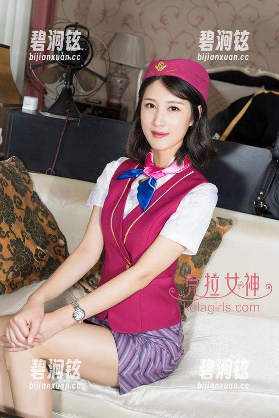 克拉女神-薇薇 克拉女神 - 薇薇教室最新照片:她会不会是隐秘的学霸?