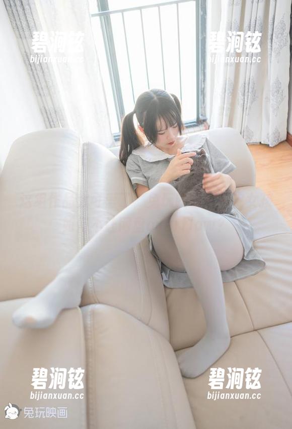 这组作品太可爱了，兔玩映画的俏皮女孩如何不让网盘overflow？