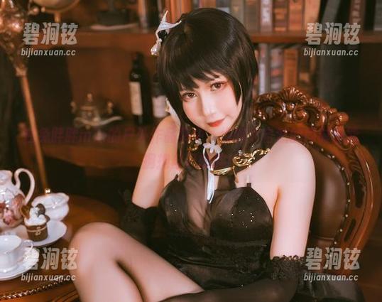 在兔胖胖min的户外作品集中，拥抱大自然的同时也能拥抱自己的胖！