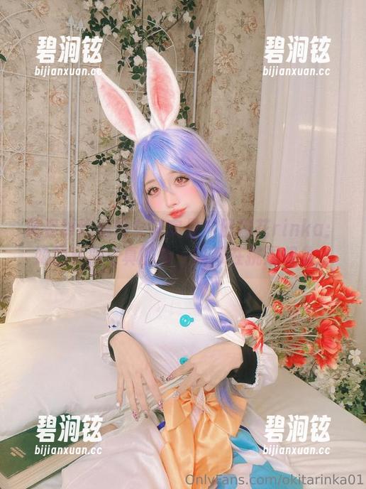 风姿绰约的修女其实是冲田凛花rinka：她的私房写真的每一帧都在挑逗想象。