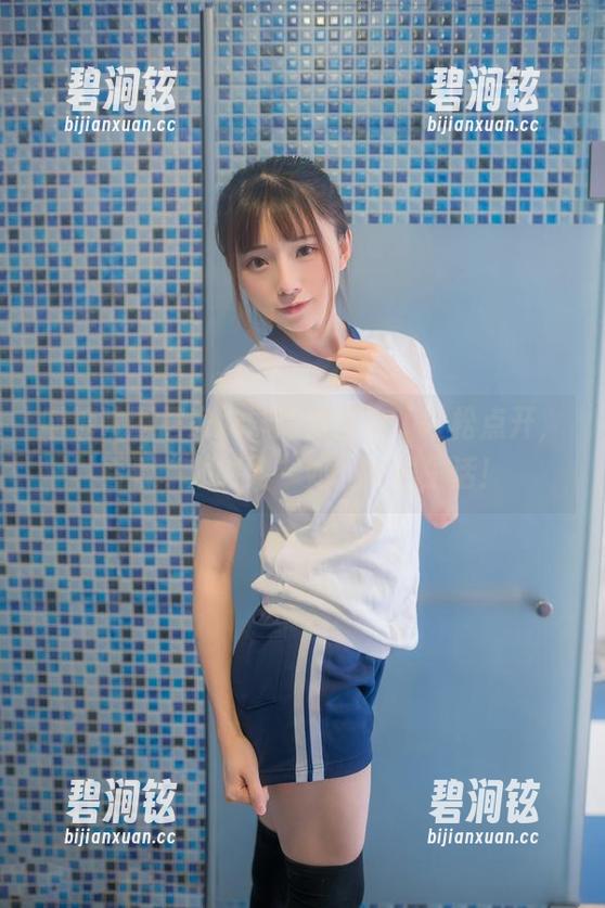 喵糖映画居家妹妹高清图库，轻松点开，看看“刘姥姥”如何家居生活！