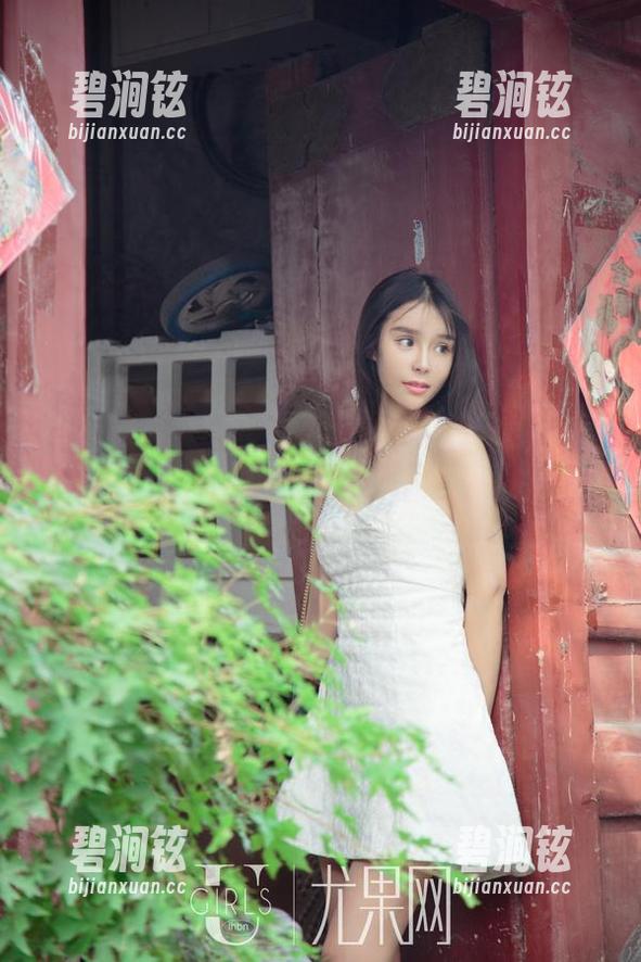 尤果网 - 原图快来看！小紫藤的比基尼，总有一款会让星星都嫉妒哦。