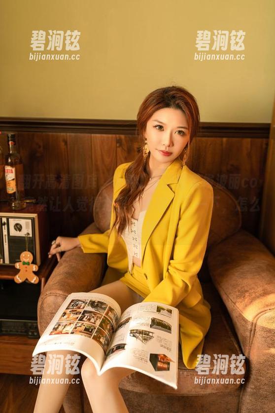 希希_啾 翻开高清图库,希希_啾的狸猫绫波丽cos竟然让人觉得心里‘咯噔’了一下,怎么能这么好?