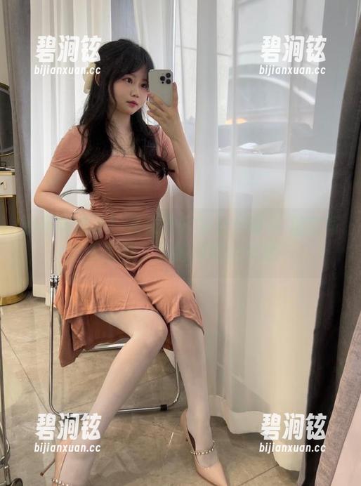 别再犹豫了！是依酱吖的七夕特辑-镂空写真集更新，你绝对不会失望！