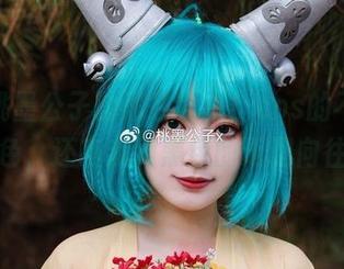看，桃墨公子的黑色写真！cos的不止是角色，还有我对黑色的无限向往！