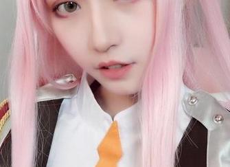 下载麻衣学姐的写真，沧霁桔梗难道是摄影魔法师？