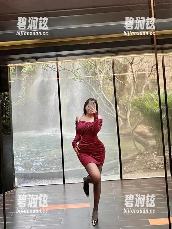 微密圈 - 一起来欣赏洁己u的蝴蝶结全套原图，这不止是个结