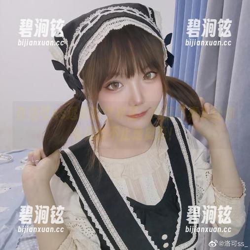 在洛可ss透明的世界里，高清写真集让你看见的不止是皮囊！