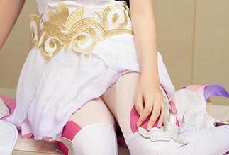 爱尤物 – 徐莉芝Booty图包中的制服如何引发心动？不信你试试！