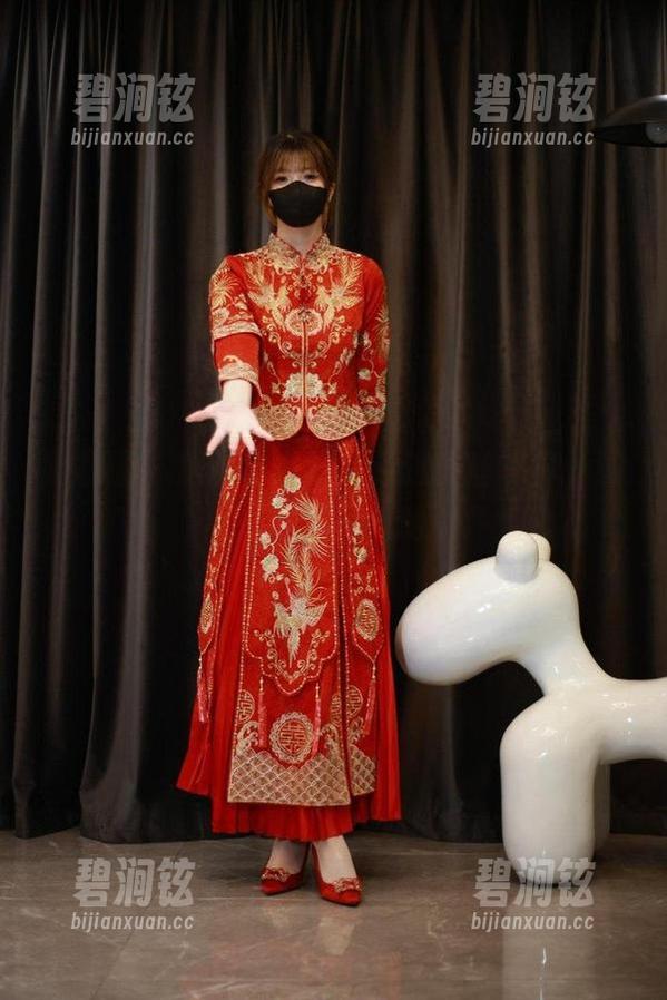 白龙猫女 微密圈 - 跟随白龙猫女走进肉丝写真,图片仿佛在低语