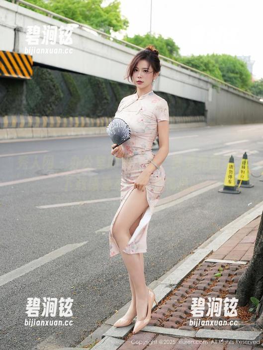 秀人网 - 办公室的另一面：罗爱乔图集，下载感受不一样的气息。