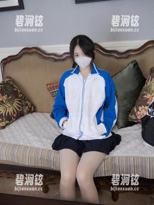 紧急企划 - 当小婕穿上水手服黑丝，果然高清壁纸也能让人心跳加速！