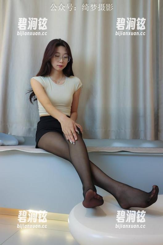 绮梦摄影-露露 绮梦摄影 - 看露露定制的比基尼写真,连阳光都有点不好意思了