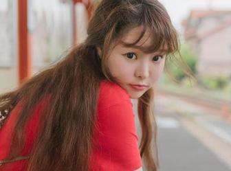 菠萝社 – 快来图库看看柳侑绮Sevenbaby的泳装写真，保证让你赞叹不已！