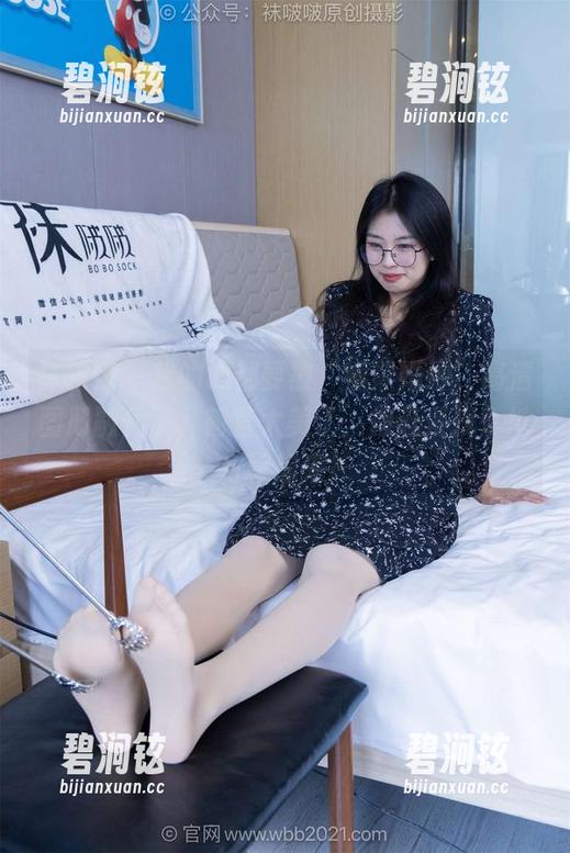 袜啵啵 - 我的心都要被“熊熊婚纱”高清图册融化了，简直太美了，得赶紧找个地方藏起来！