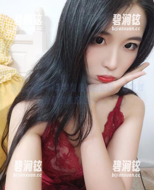 分享一波！轩萧学姐和她的长腿，让我对身高的焦虑更深了！