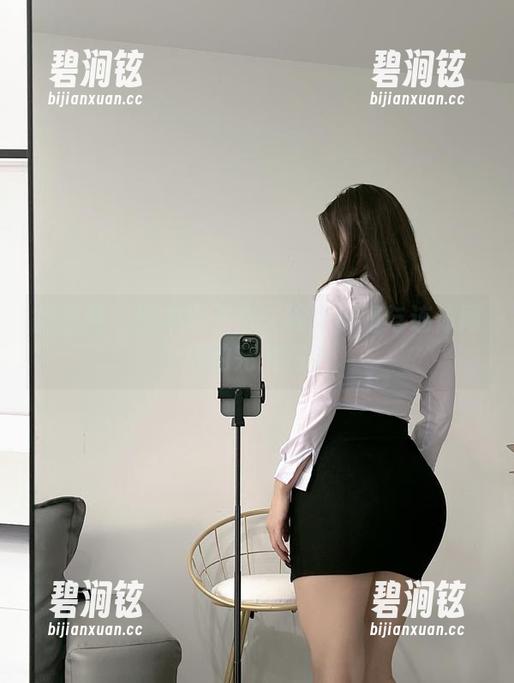 微密圈 - 图集最强音：陈大小姐与连体网袜的完美邂逅