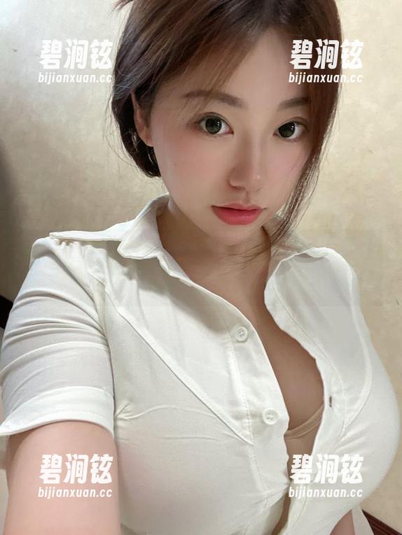 微密圈 - 打开雪怡妹纸的在线图集，姐姐给你的一天加点甜！